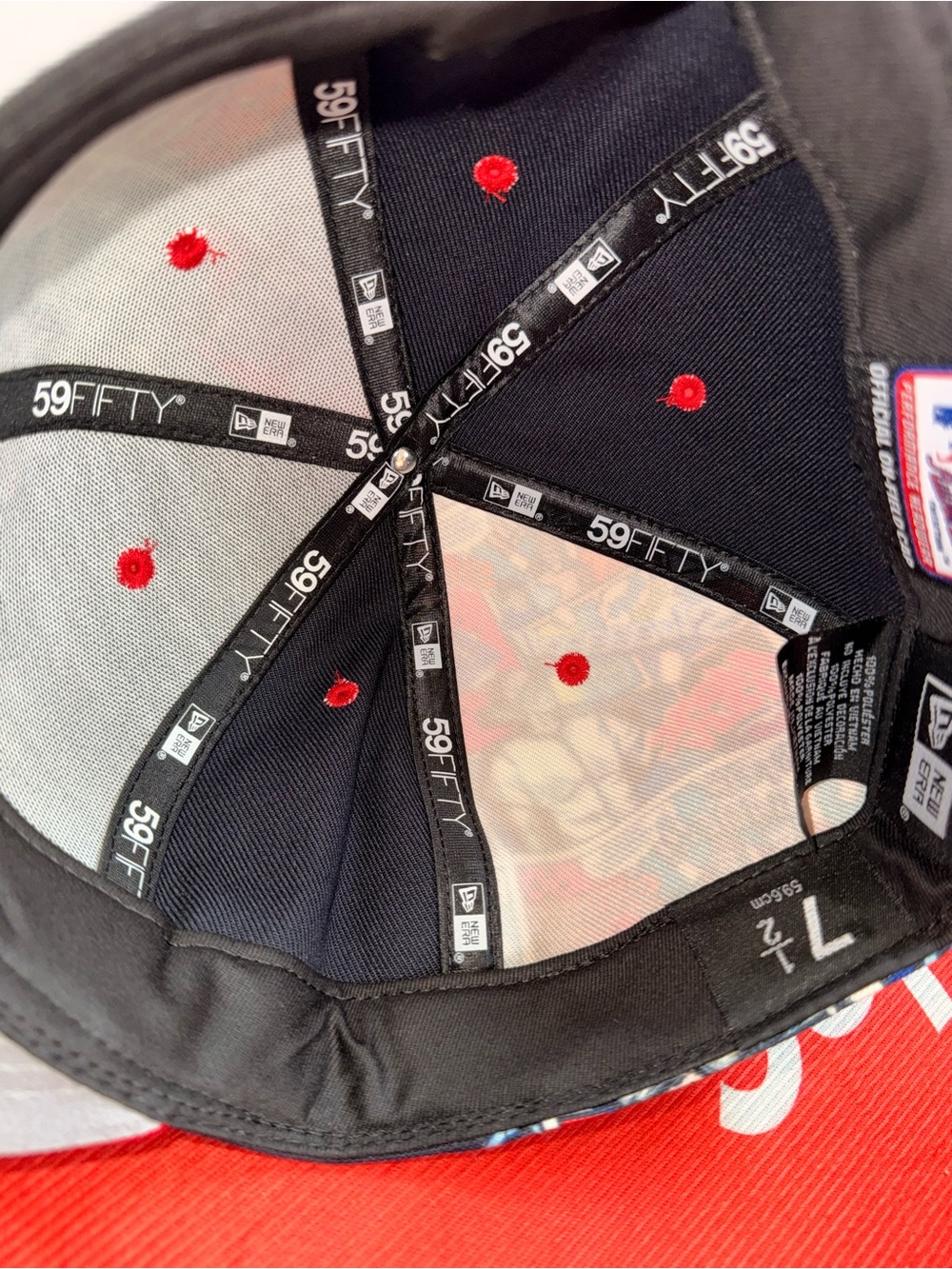 New Era Boston Red Sox Red and Navy Comic Panel 59FIFTY Fitted Hat - Picture 3 of 9
